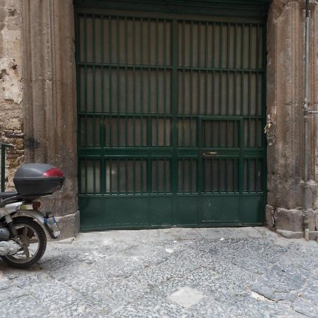 Casetta Decumani Napels Buitenkant foto